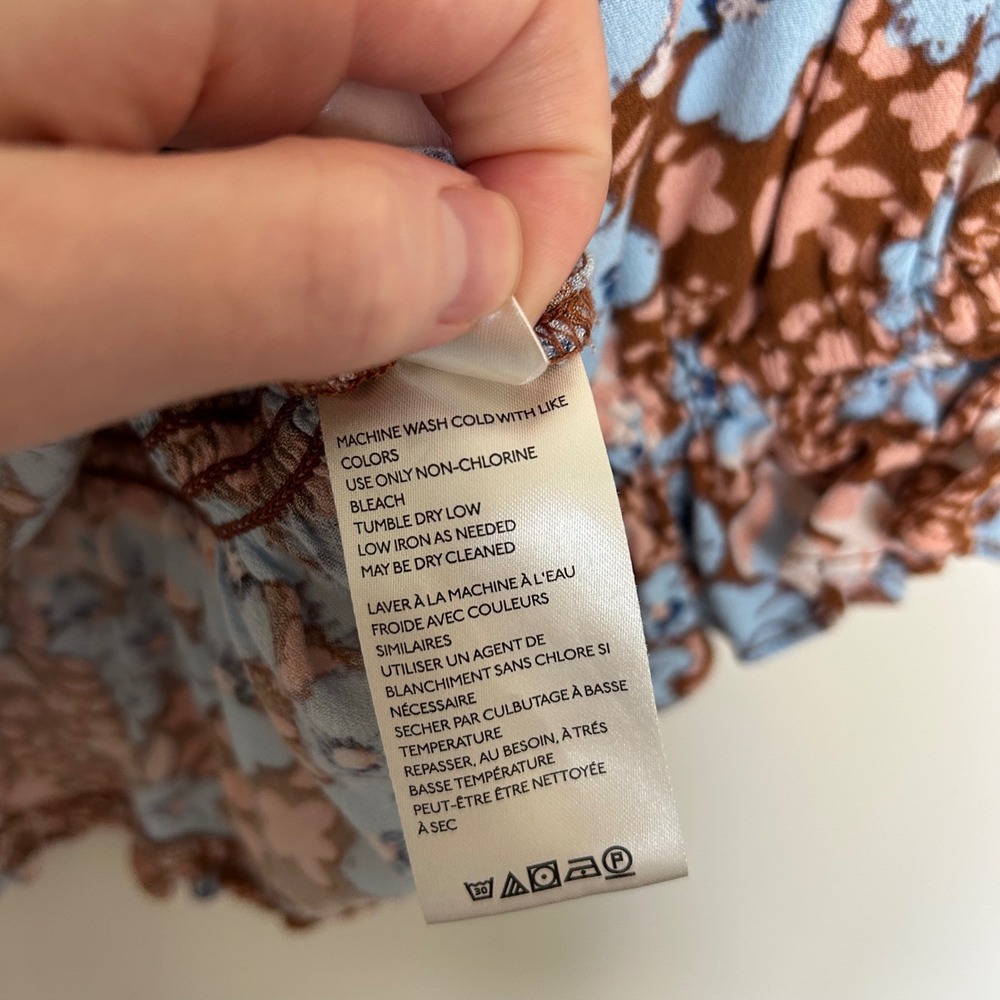 Free People Blouse Blue Brown M Floral Smocked Back Ruffle V-Neck Tie Boho Top - Picture 7 of 8